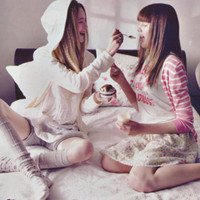 ���þ���������ҵ�Ů��