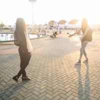 ���þ���������ҵ�Ů��