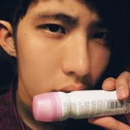 ���˵�˧��90��С����qqͷ��̫�ܼ��İ���˵������