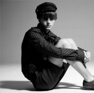 �����Ƿϳ���qq����ͷ�񣬱�˵���Ӳ�Ҫ����ֻ�Ǽ�į��