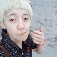 �����Ƿϳ���qq����ͷ�񣬱�˵���Ӳ�Ҫ����ֻ�Ǽ�į��