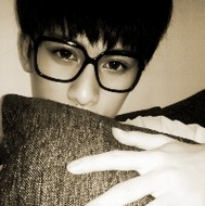 �����Ƿϳ���qq����ͷ�񣬱�˵���Ӳ�Ҫ����ֻ�Ǽ�į��