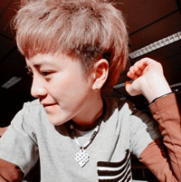 ר�а��ķ���������ͷ�񣺵ȴ�Ϊ˭���˵��氮