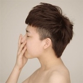 ���԰���ɫ����ͷ��,����۾�����ô����������