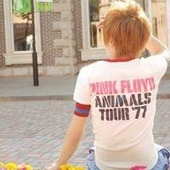 ���԰���ɫ����ͷ��,����۾�����ô����������