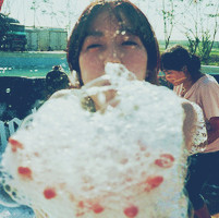 ǿ�ջ�Ц ��˭�ڷ���