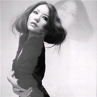 ����Ψ��������QQŮ��ͷ�񣬻�����������ȴ���˸�