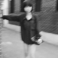 ���ڻӻ�һ���ڰ׵��ഺ