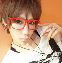 ���ܵ�QQ����ͷ��һ��һŮ�������������������Զ