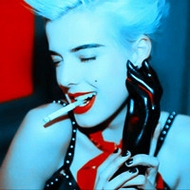 ��ɫ�ص�Ů��qq����ͷ��˭�����ҵ�����ȥ�˼�