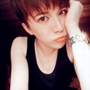 ����˧��Ψ������ͷ��,���ݵ�Ц������������