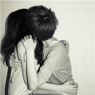 �ټ���������Ů���ڰ�ͷ�����ܿ�������ֻ�ܿ�������