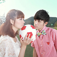 ���ܼ���QQͷ�����£�Ϊ���ڵȴ���һ������