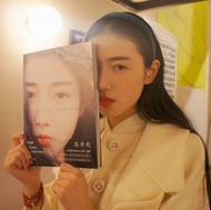 ������Ư������Ů��ͷ�񣬽�ɫ������Ů������