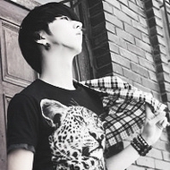 ���ҳ�ק����QQ�ڰ�ͷ�񣬾���Ķ������޿������