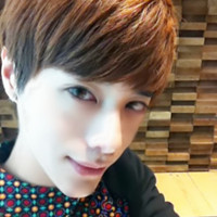 ���п���������QQͷ��Ϊ˭���ȴ����˺�