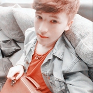 ŷ���ڰ�QQ��������ͷ�񣬲��ֹ���ĸ�������̫������