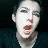 ��������������QQ����ͷ�������ĺ��Ӵ��Ź���