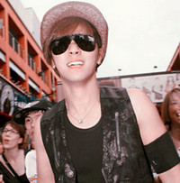 С����־�� ��