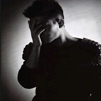 ��Զ�Ĺ�ϣ ��׼˧��һö