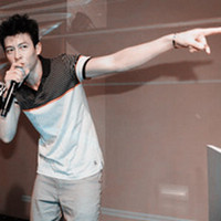 ��Զ�Ĺ�ϣ ��׼˧��һö