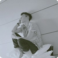 ��Զ�Ĺ�ϣ ��׼˧��һö