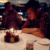 ��Զ�Ĺ�ϣ ��׼˧��һö