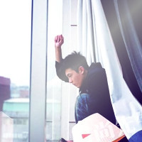 ��Զ�Ĺ�ϣ ��׼˧��һö