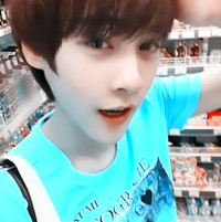 ����������QQ�ռ�ͷ��һ������������������