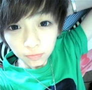 �ɰ�Ψ������������ͷ��,��ʱ�����鲻�õĺ��ҷ�Ƣ��