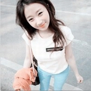 �ഺ�����ɰ�Ů������ͷ��,������΢Ц������ʧ���Լ�