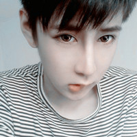 ����������