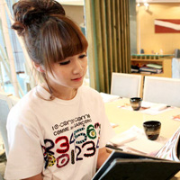 ������˼��QQ����ͷ��һ�����ţ��ڼ��������������