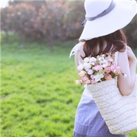 Ψ���⾳��̬Ů��ͷ��,���Ƕ��Ǵ�����Ҫ���Լ���˼��