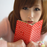 ������Լ��QQ����ͷ��һ��һŮ��������������ȥΧ������