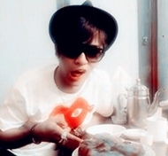 ����������־��QQͷ�񣬸���̨��С����