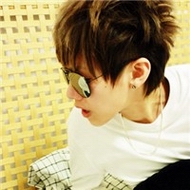 �˸����������QQ������ͷ�񣬳�޵���ĥ����һ������