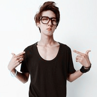 ���ű����Ҹ������Լ��Ĺ¶�