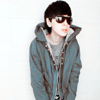 ���ű����Ҹ������Լ��Ĺ¶�