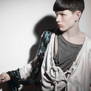 ���ű����Ҹ������Լ��Ĺ¶�