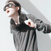 ���ű����Ҹ������Լ��Ĺ¶�