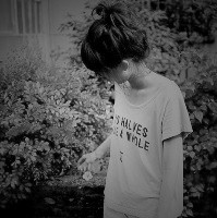 �Ұ�ɫ ֻ���Ұ�ɫ