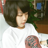 �̷�Ů��һ�������ԸкͿɰ�