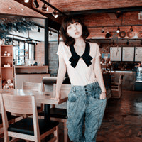 �̷�Ů��һ�������ԸкͿɰ�