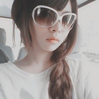 ����������Ψ��Ů��ͷ�������еĺ�������������