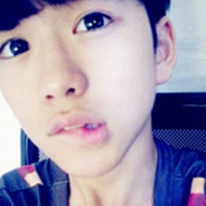 ��קƫͷ��QQ˧�����������εİ�ο�Լ��ſ�ÿ��ί��