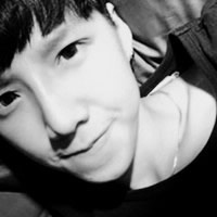 �ڰ������˸�ͷ��Ϻ���� ����Ǹ��Ե����� 