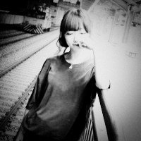 �������ڰ�Ů���˸�ͷ�� Ϊ����˵���Į�ѵ������������