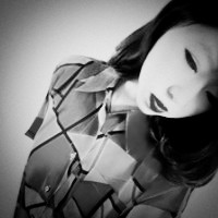 �������ڰ�Ů���˸�ͷ�� Ϊ����˵���Į�ѵ������������