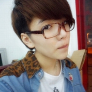 2012���ᳬ�Ÿ����������������������ϱ�ʹ��һ��ħ��